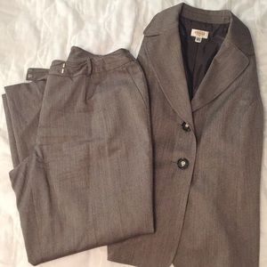 Brown Business Suite